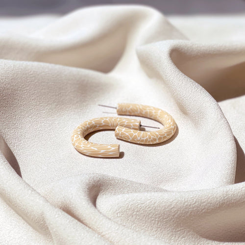 Monarch Collection No. 6 | Tan & white Hoops
