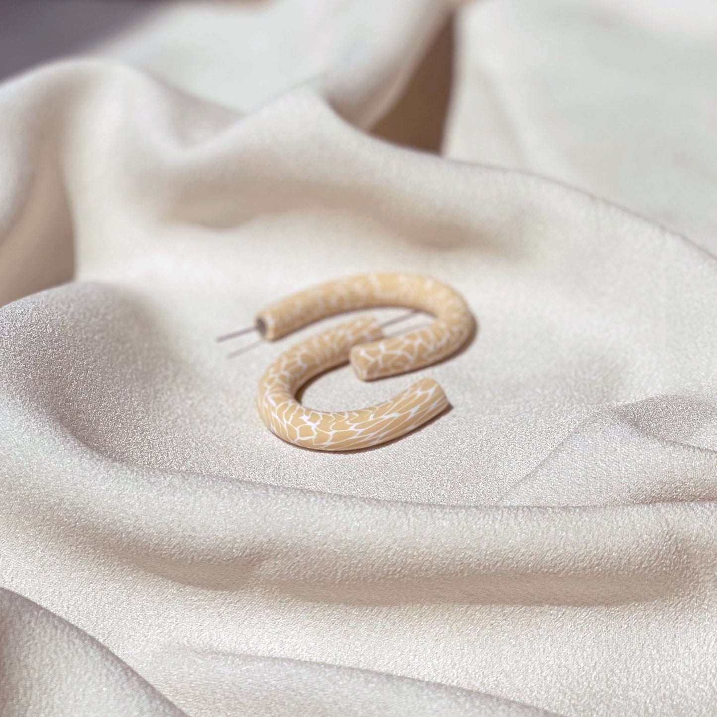 Monarch Collection No. 6 | Tan & white Hoops